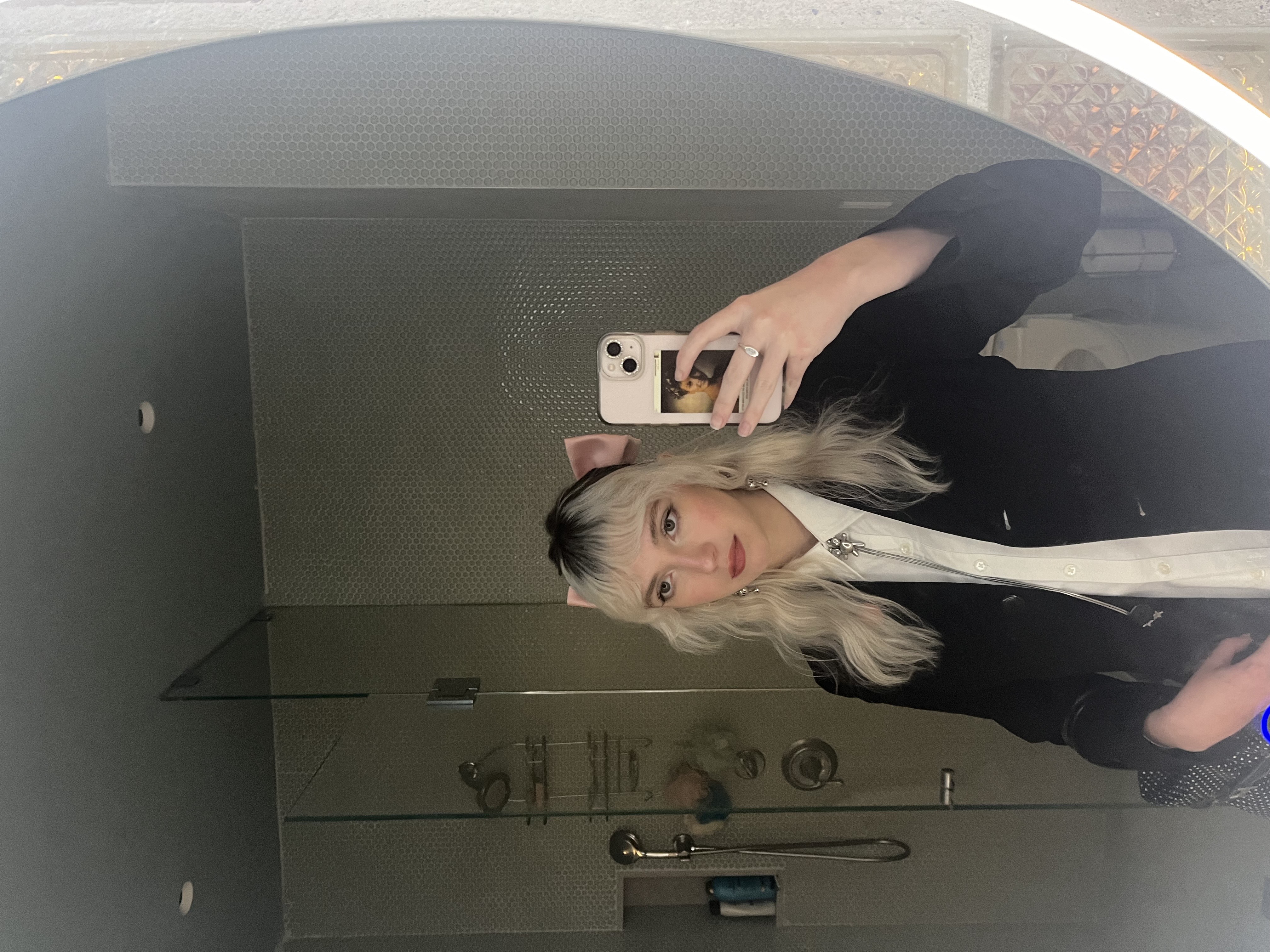 GIRLPUPPY