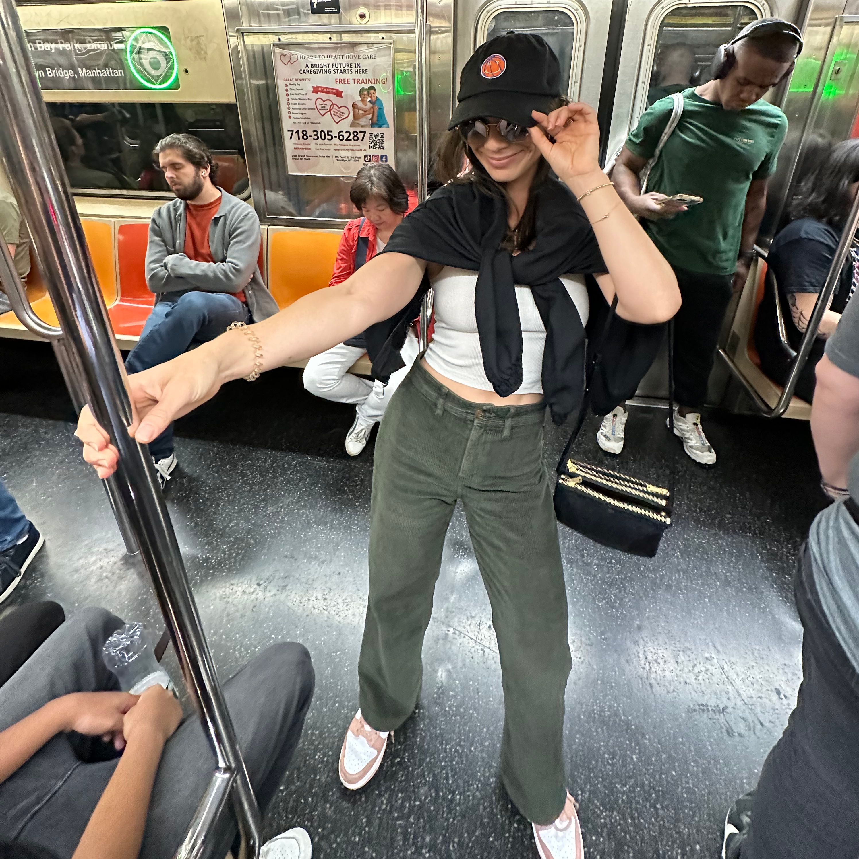 PiFyi profile picture for @elissa
