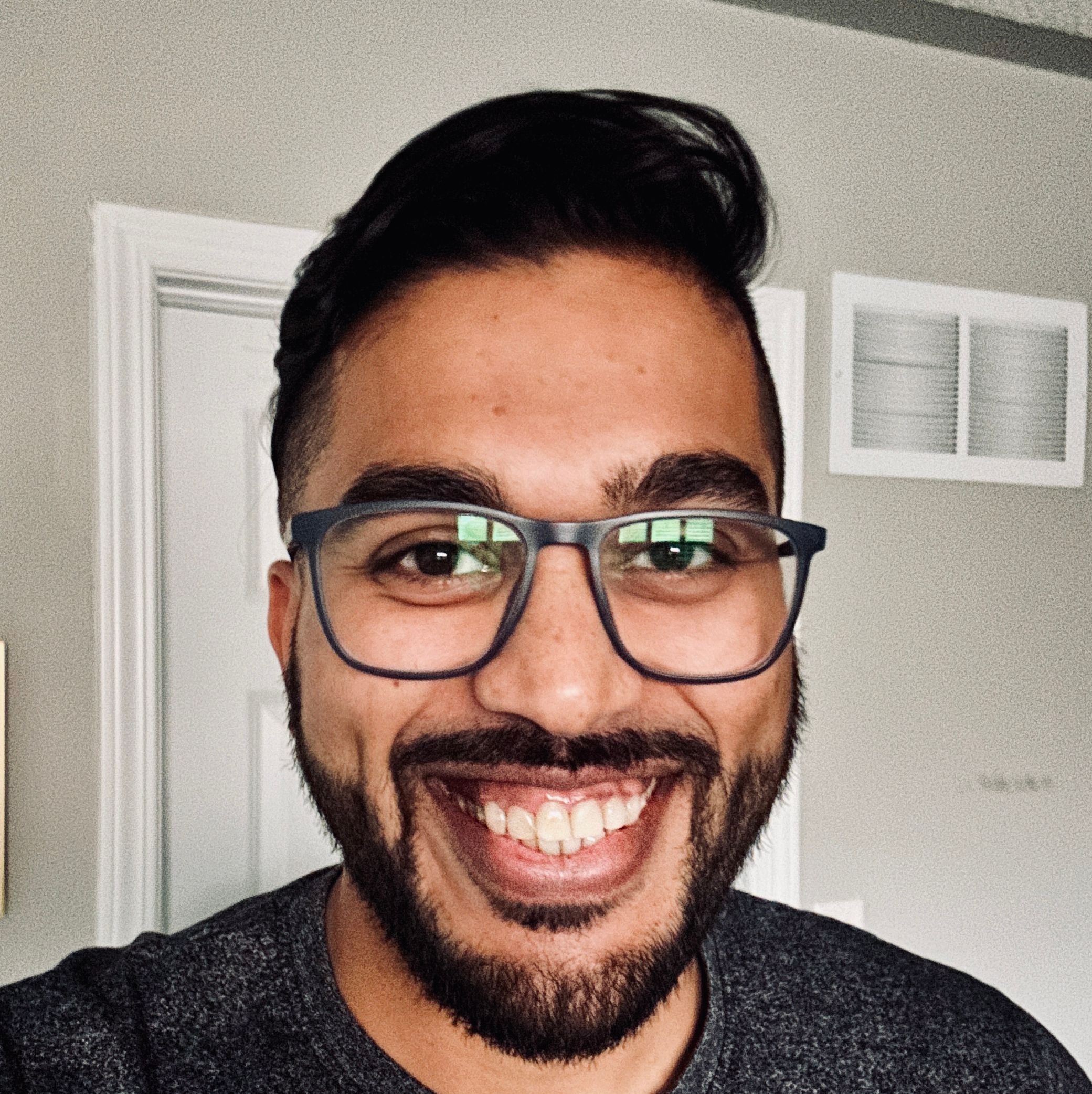 PiFyi profile picture for @viraj