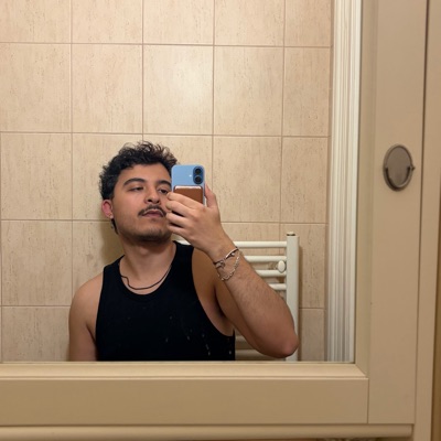 PiFyi profile picture for @mouad