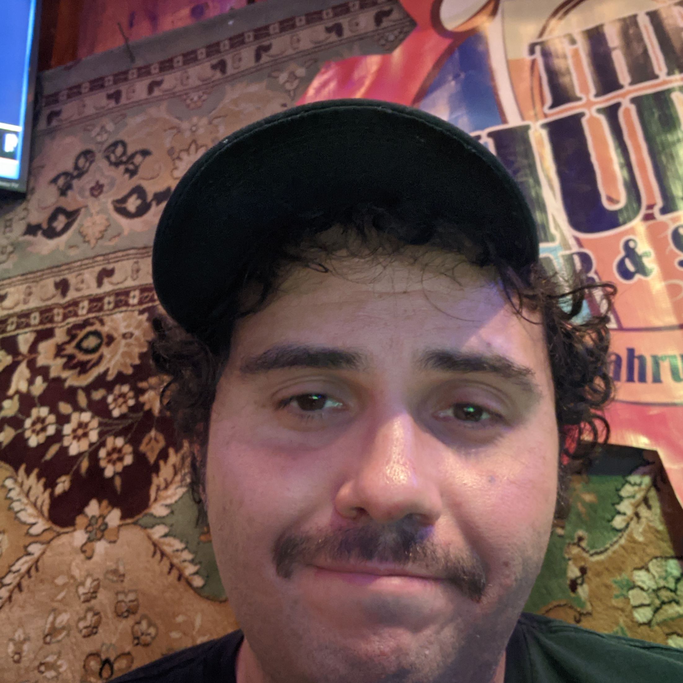 PiFyi profile picture for @schmo