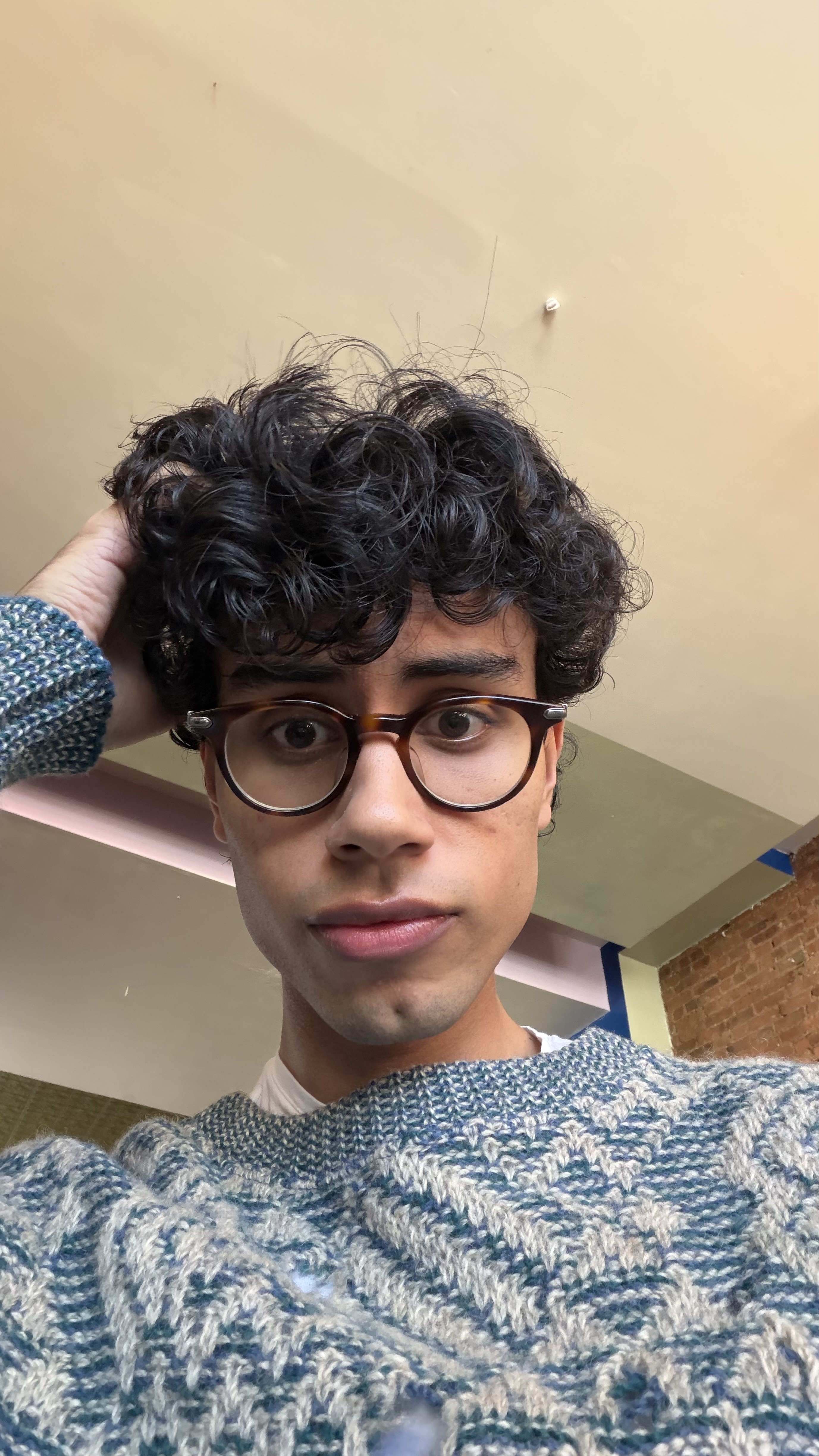 PiFyi profile picture for @younis